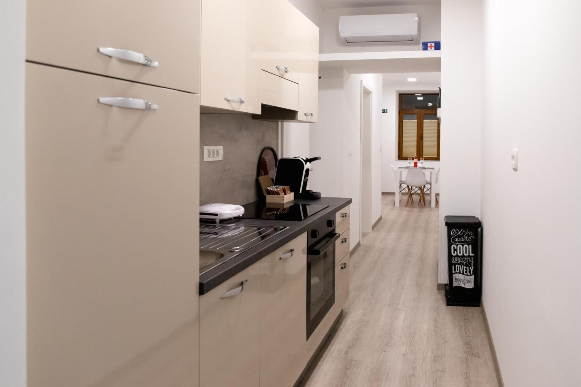 Oliver Street Apartment Vipava Kültér fotó