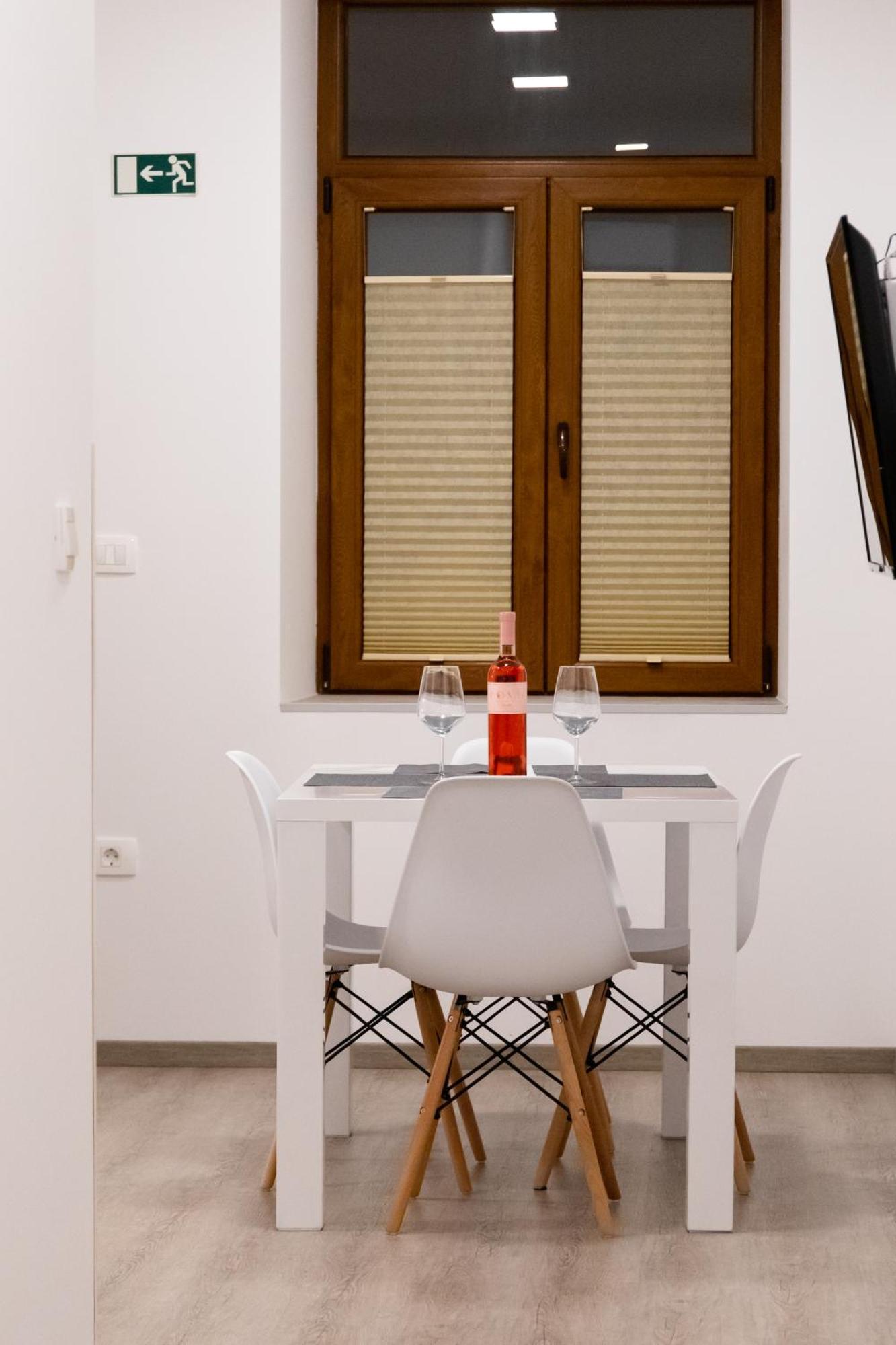 Oliver Street Apartment Vipava Kültér fotó